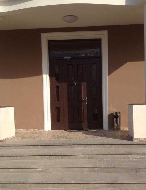 טביליסי Hotel Salmer מראה חיצוני תמונה