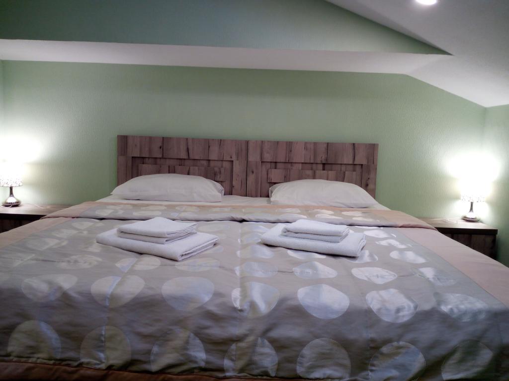 טביליסי Hotel Salmer מראה חיצוני תמונה