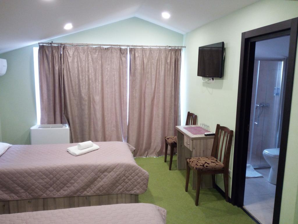 טביליסי Hotel Salmer מראה חיצוני תמונה