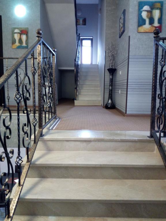 טביליסי Hotel Salmer מראה חיצוני תמונה