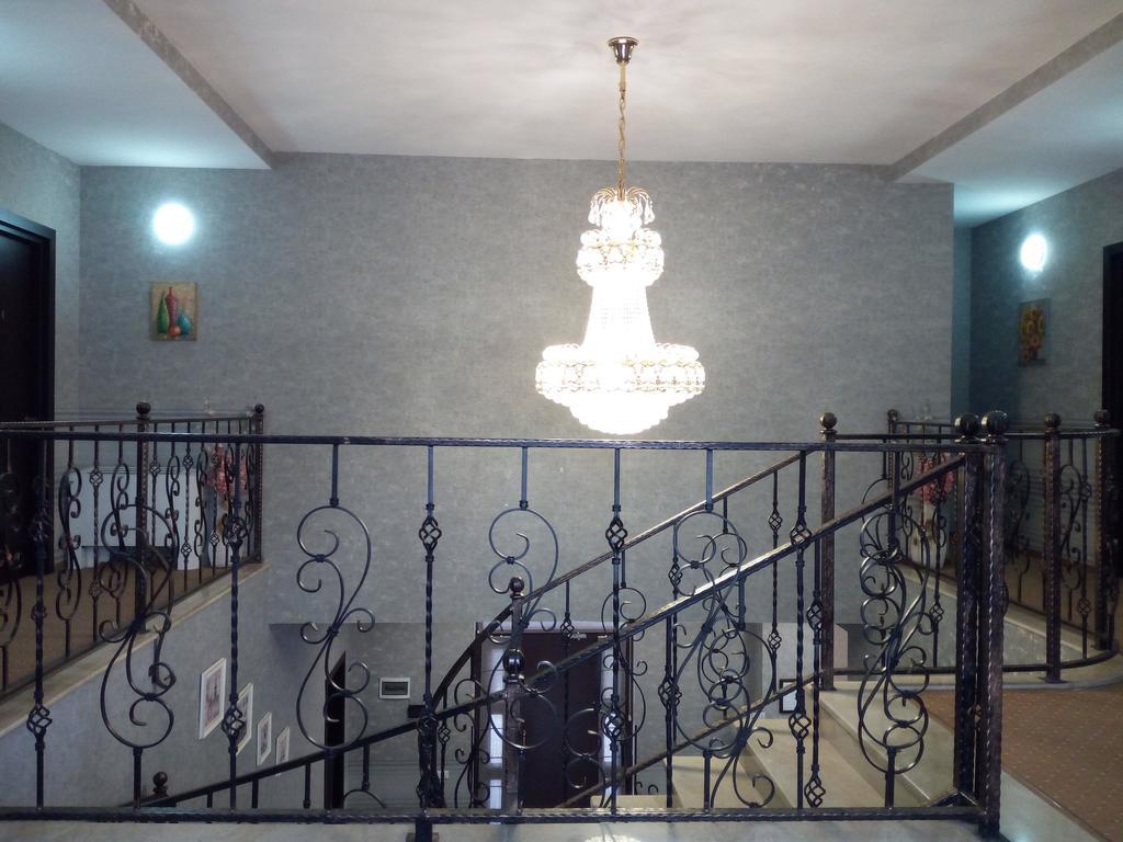 טביליסי Hotel Salmer מראה חיצוני תמונה