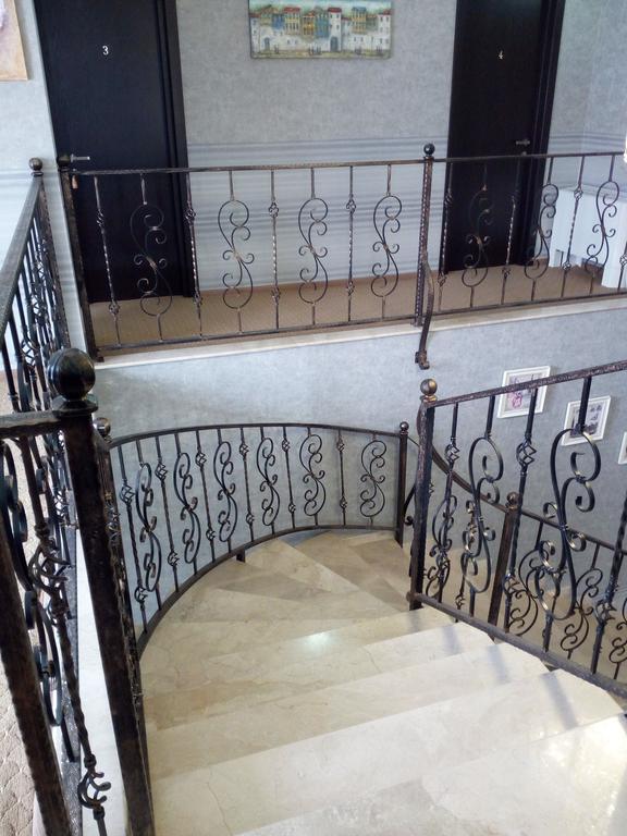 טביליסי Hotel Salmer מראה חיצוני תמונה