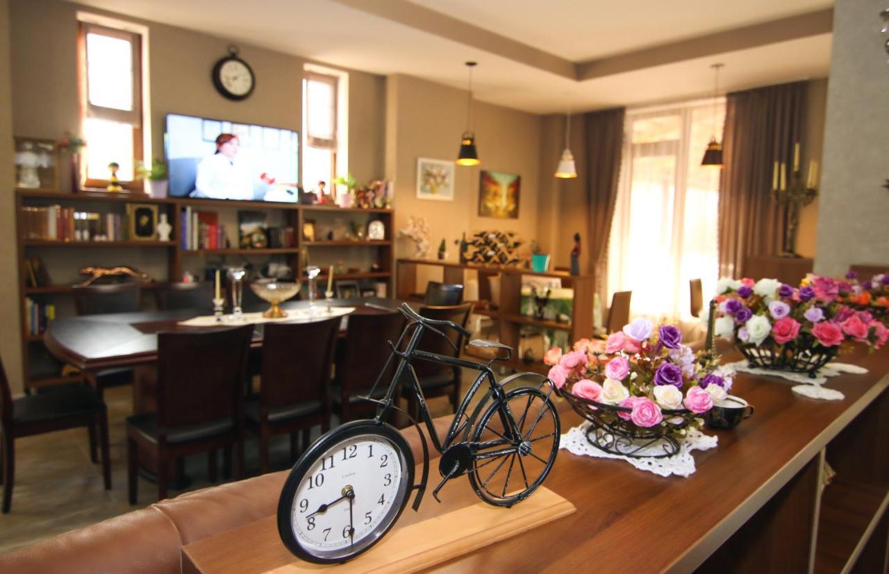 טביליסי Hotel Salmer מראה חיצוני תמונה