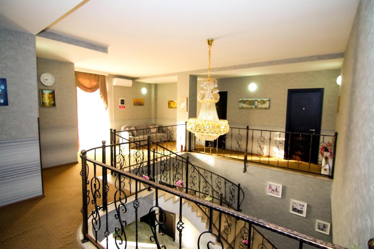 טביליסי Hotel Salmer מראה חיצוני תמונה