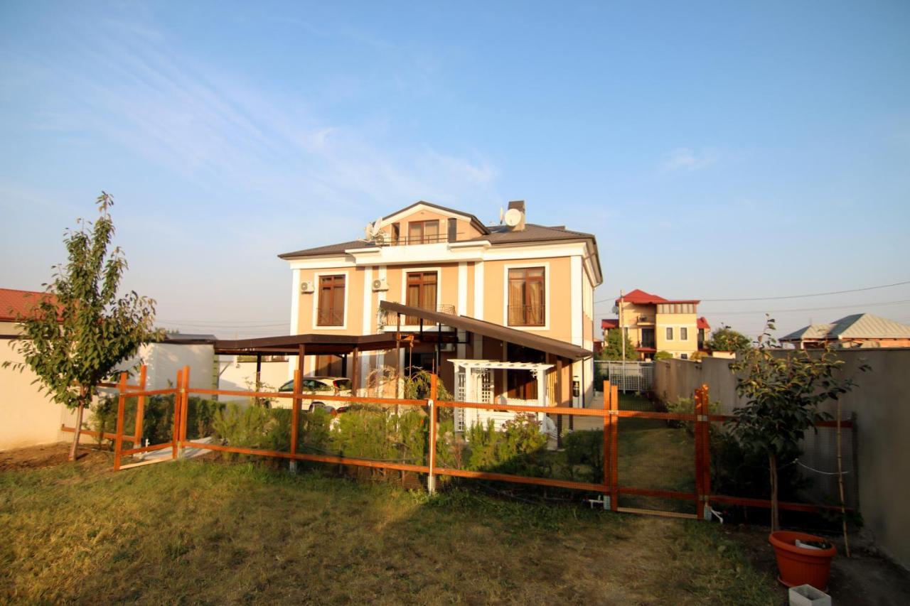 טביליסי Hotel Salmer מראה חיצוני תמונה